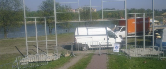 Konstrukcja sceny